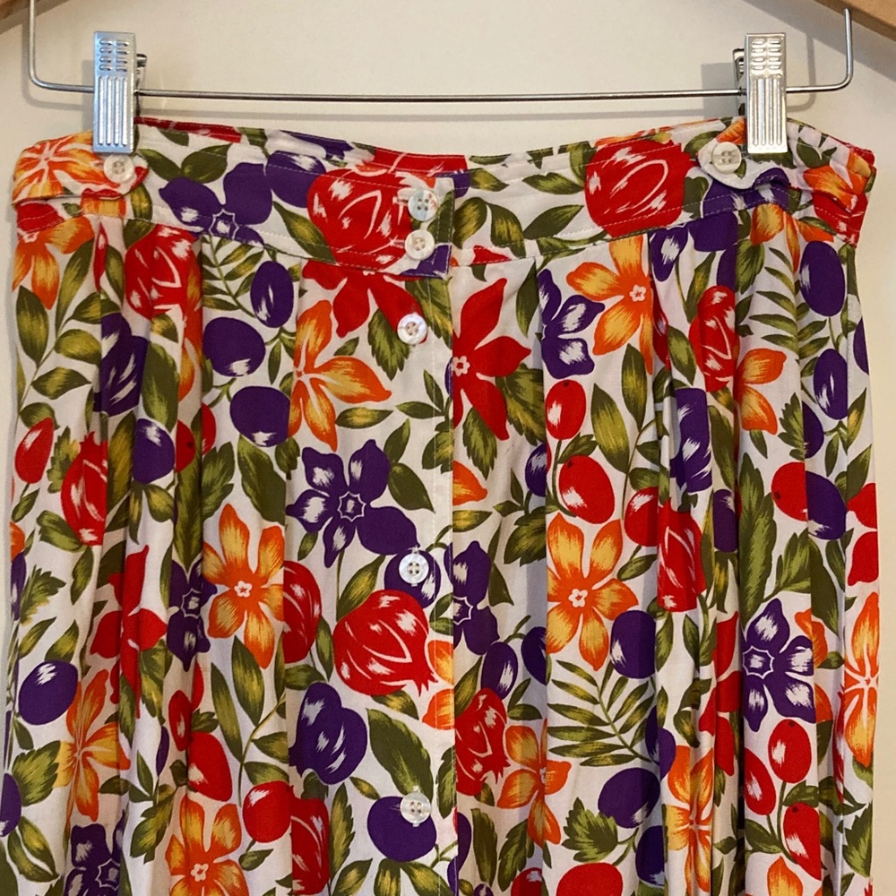 Chaus Vintage Colorful Floral Rayon Button Up Skirt 10